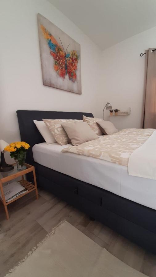 Apartmani Alma Pula Buitenkant foto