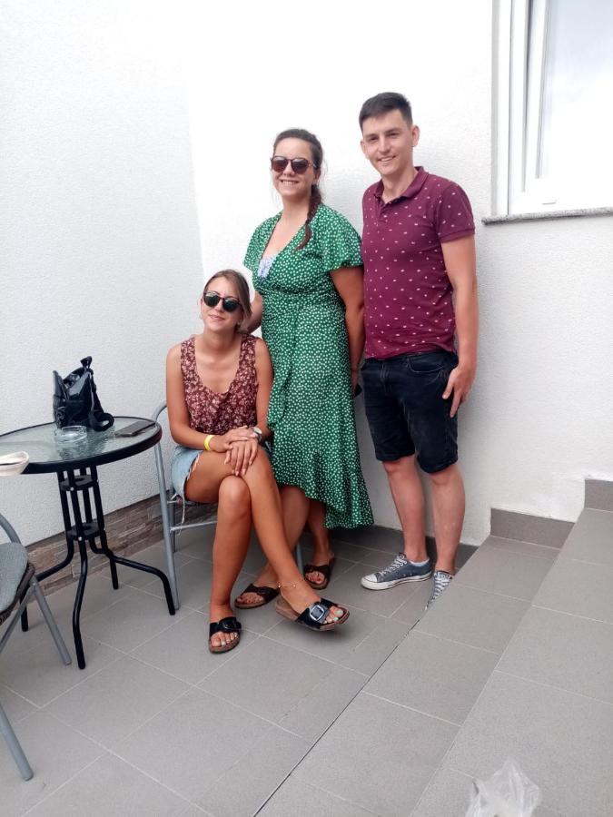 Apartmani Alma Pula Buitenkant foto